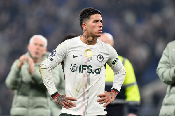 可查证券配资查询 罗马诺：恩佐与切尔西谈续约，双方在薪资方面还没有达成一致